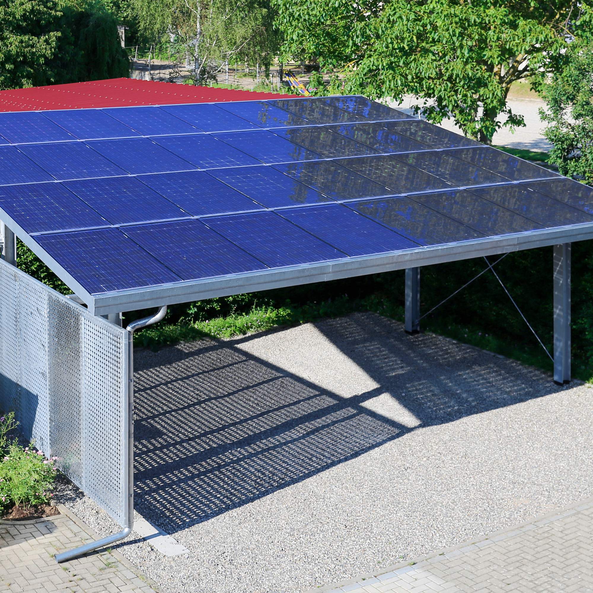 Carport Solar Photovoltaik Montage in Köln und Leverkusen